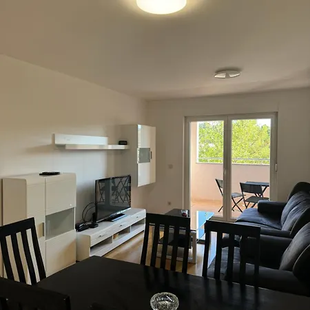 Petra Apartment