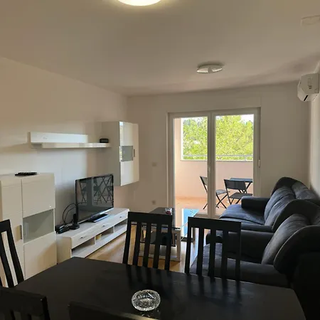 Apartment Petra Makarska